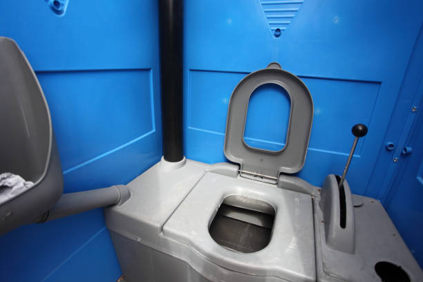 Best Temporary restroom rental  in East Moline, IL
