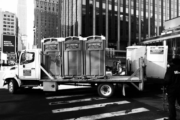 Best Best portable toilet rental  in East Moline, IL